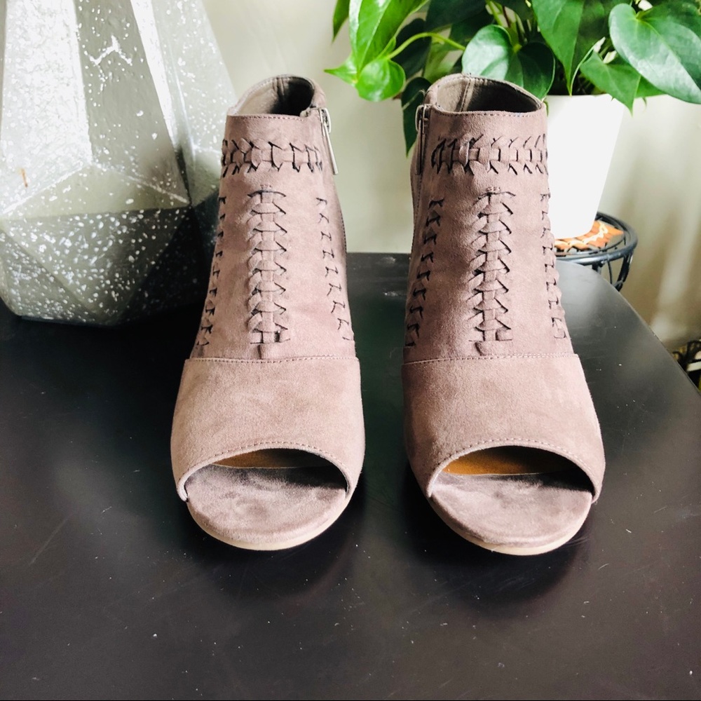 Ruff Hewn | Pia Bootie - Picture 2 of 7